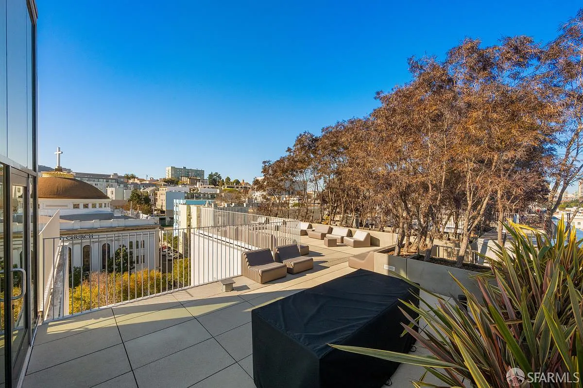 8 Octavia Blvd #407 - Photo 8