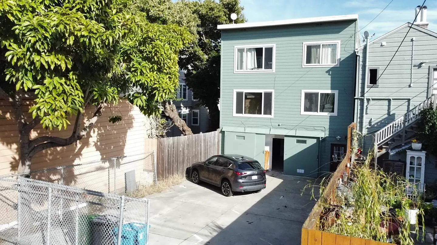 370 Bartlett St APT 3 - Photo 6