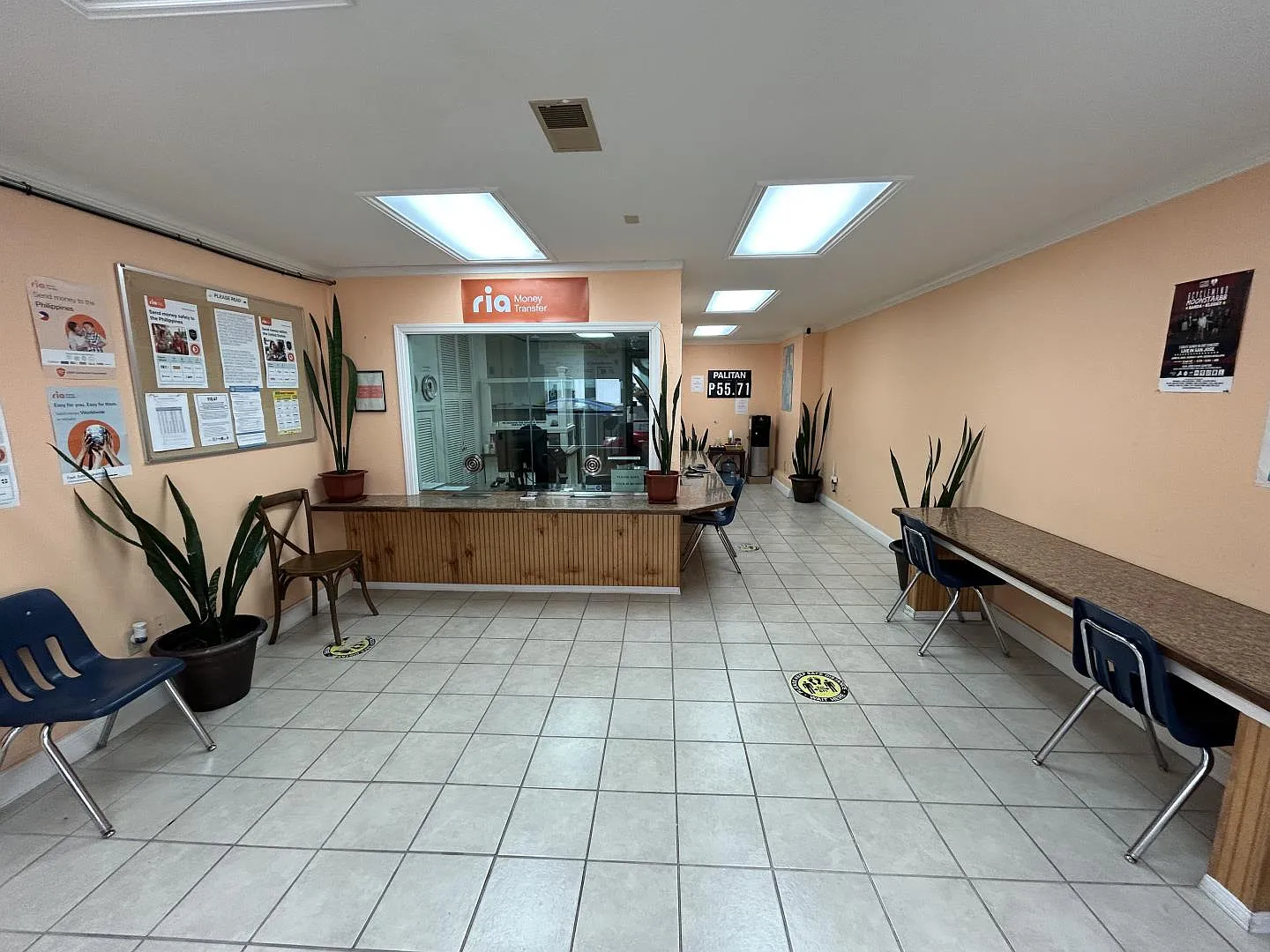 4871 Mission St - Photo 2