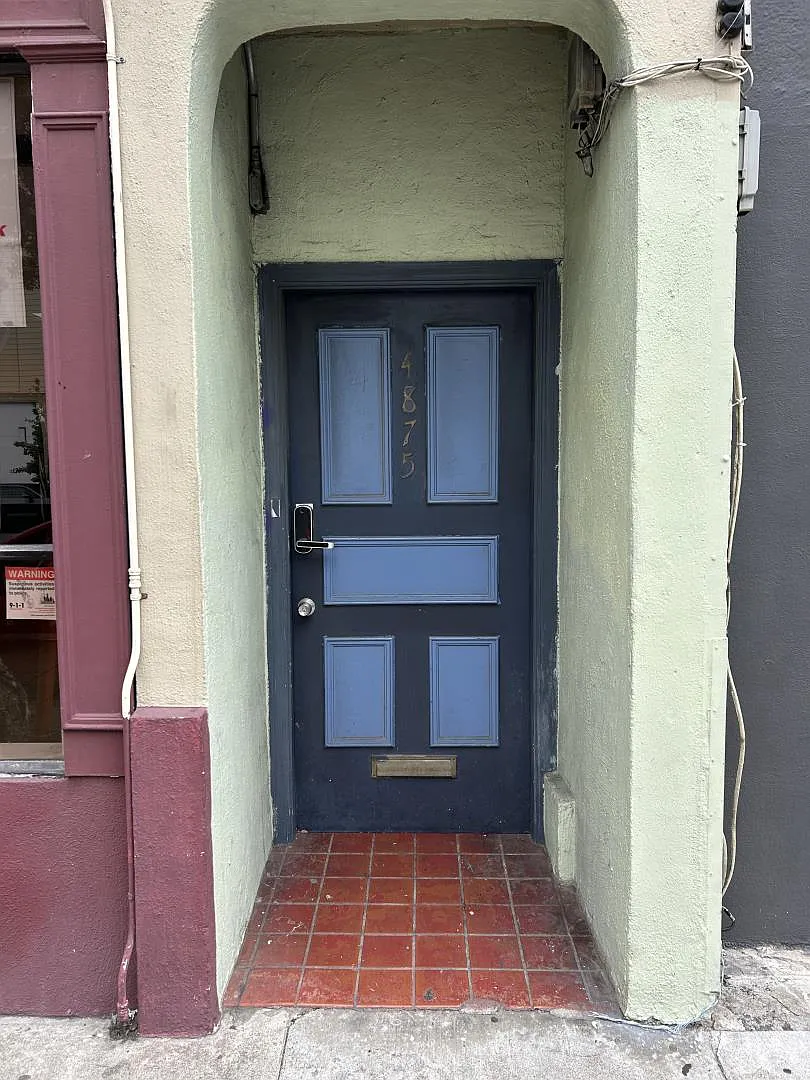 4871 Mission St - Photo 6