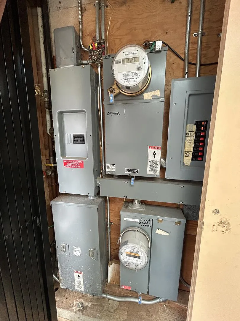 4871 Mission St - Photo 9