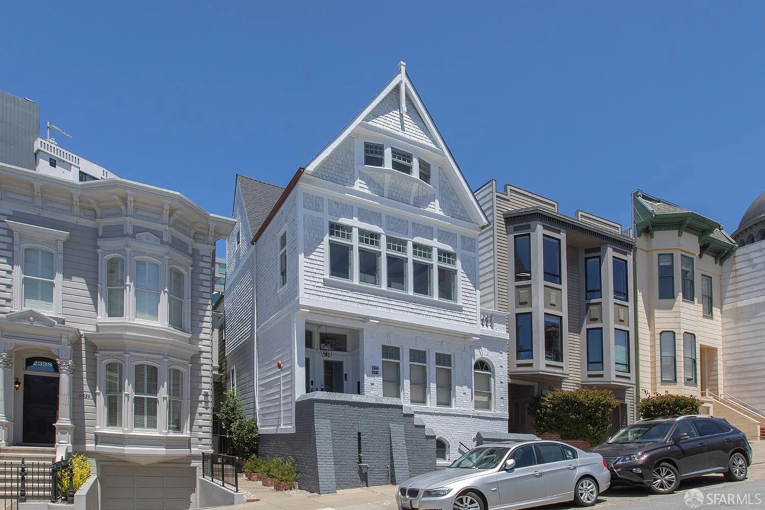 2334 California St - Photo 2