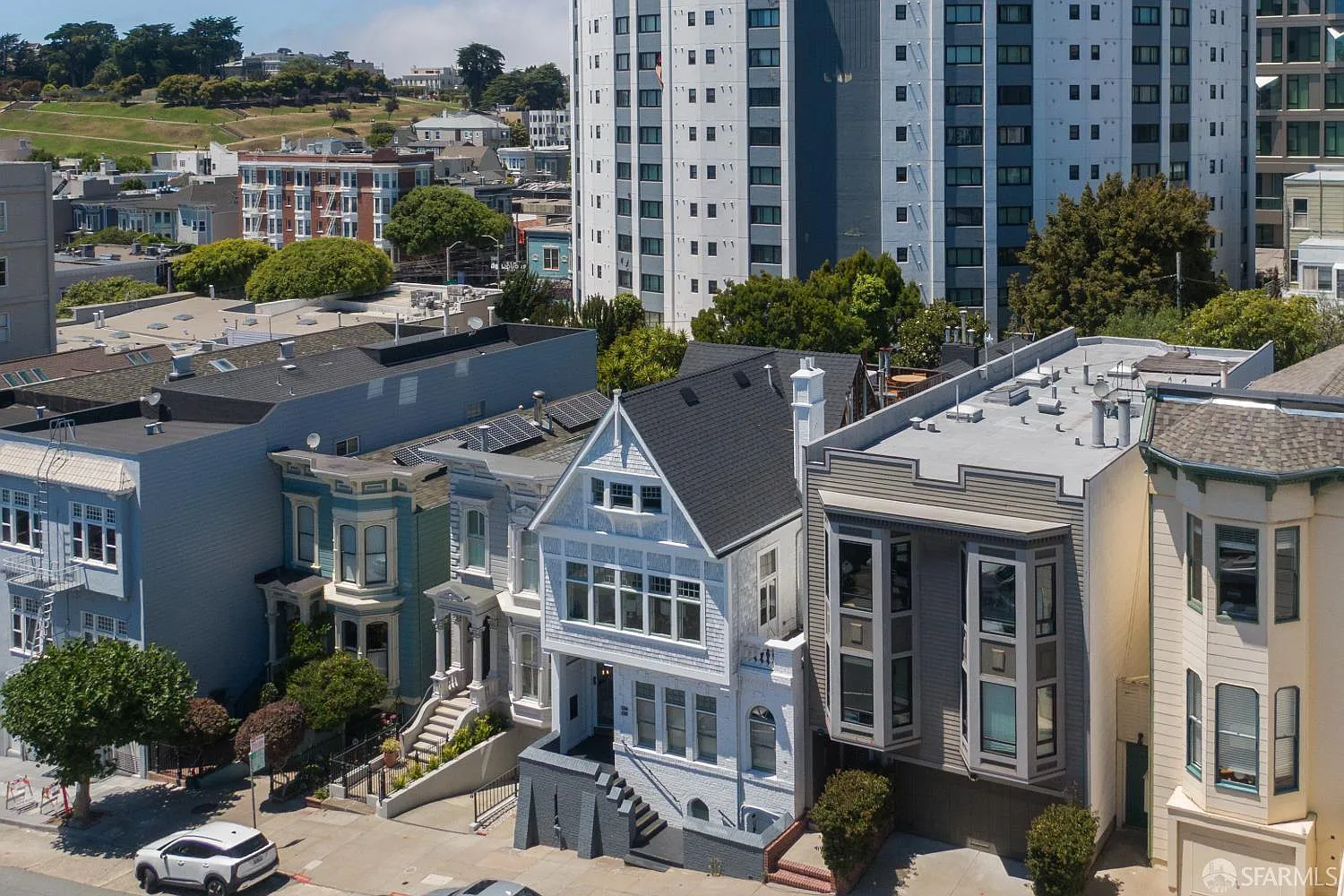 2334 California St - Photo 4