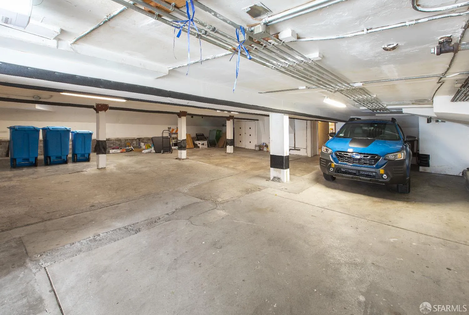 1338 Larkin St - Photo 4