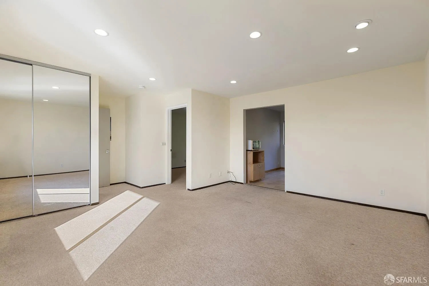 370 Monterey Blvd APT 313 - Photo 8