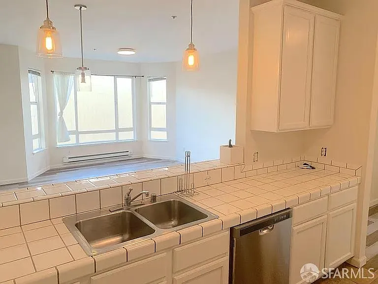 5810 Mission St APT 404 - Photo 5