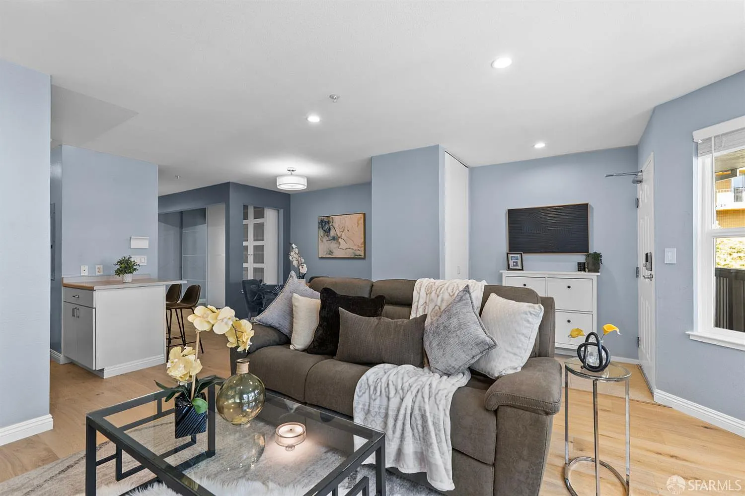 1235 McAllister St APT 222 - Photo 4