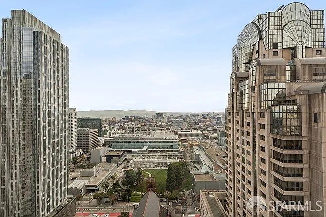 765 Market St APT 30G - Photo 5