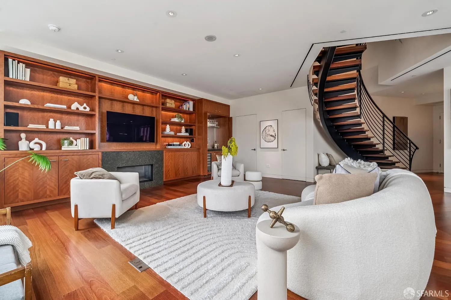 690 Market St Unit 2404 - Photo 11