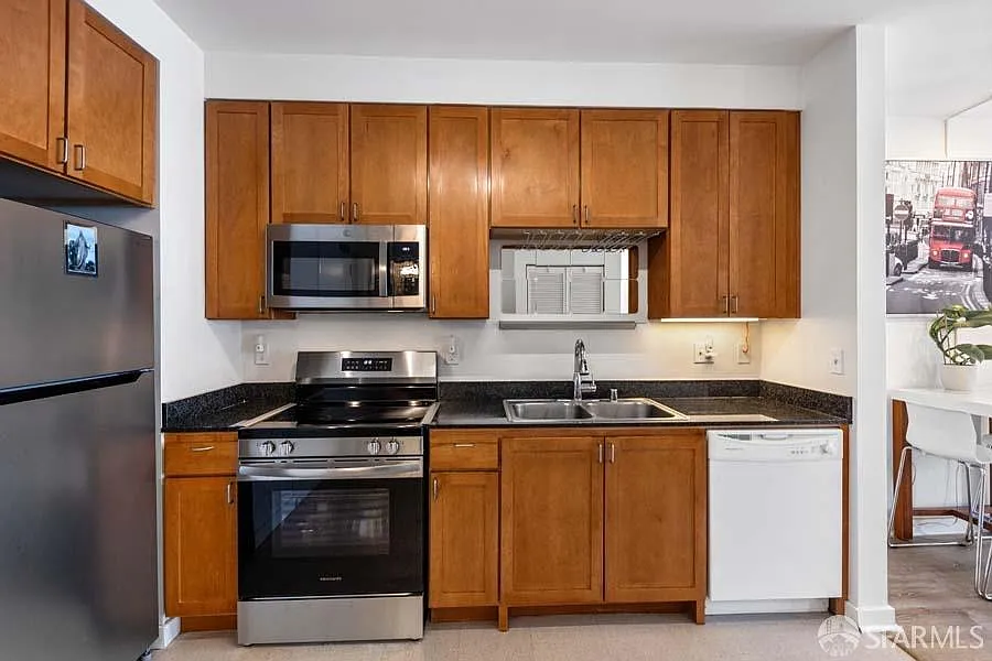 888 7th St Unit 330 - Photo 5