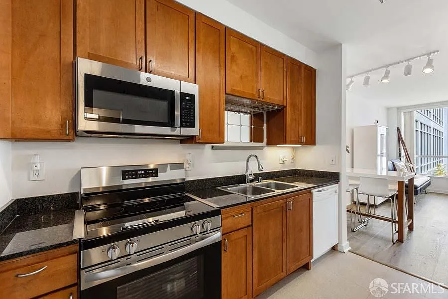 888 7th St Unit 330 - Photo 6