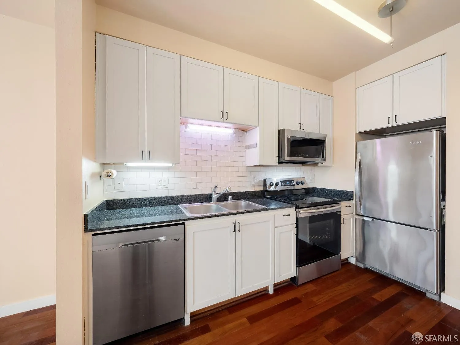 888 7th St Unit 231 - Photo 3