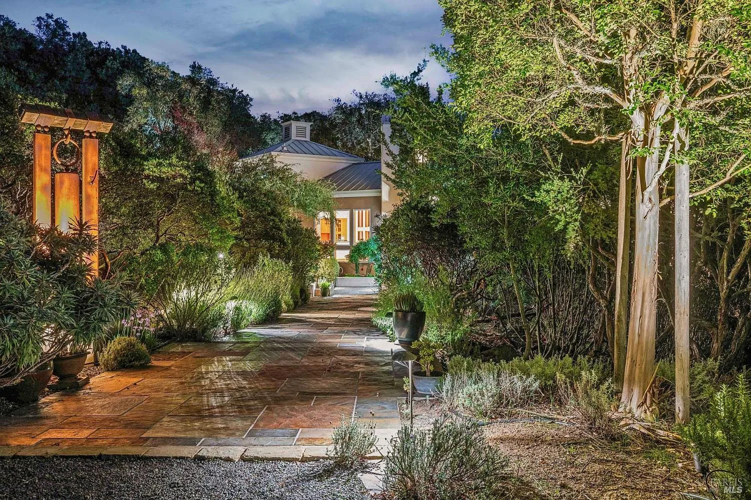 10300 Slattery Road - Photo 2