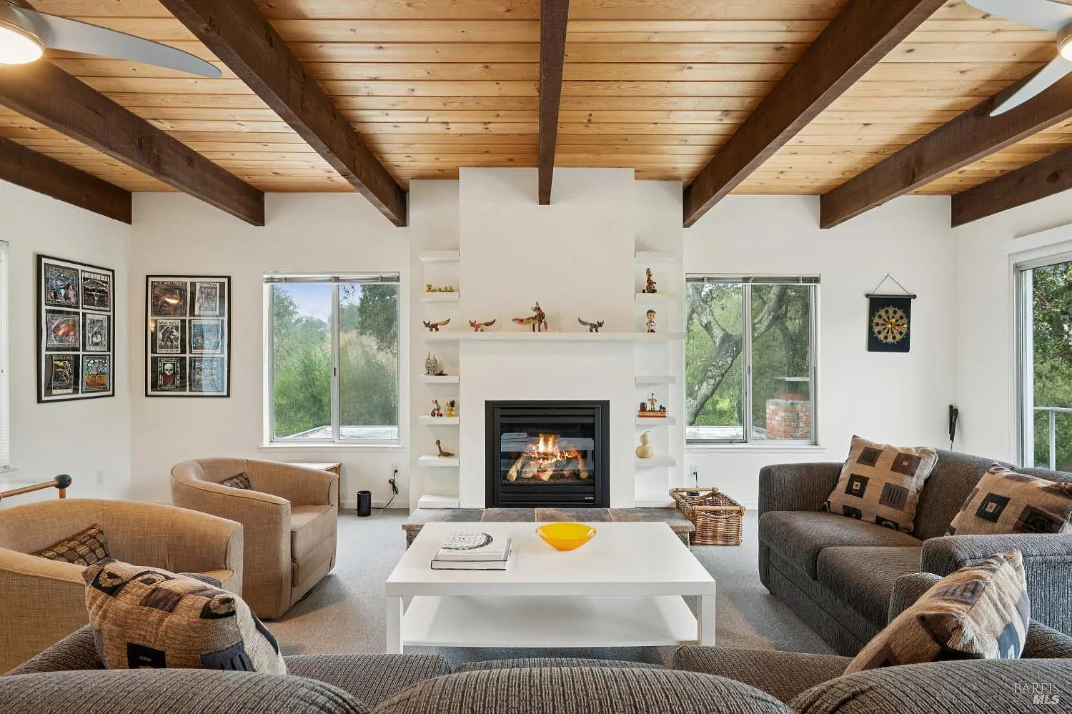 468 Mountain Avenue - Photo 1