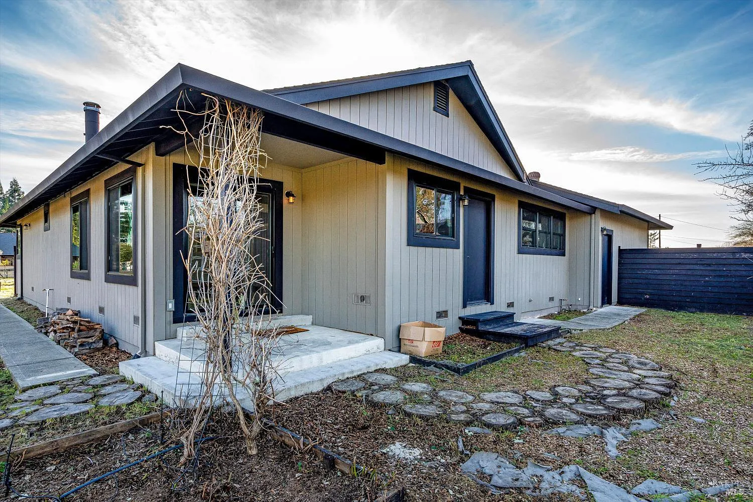 985 Gumview Road - Photo 3