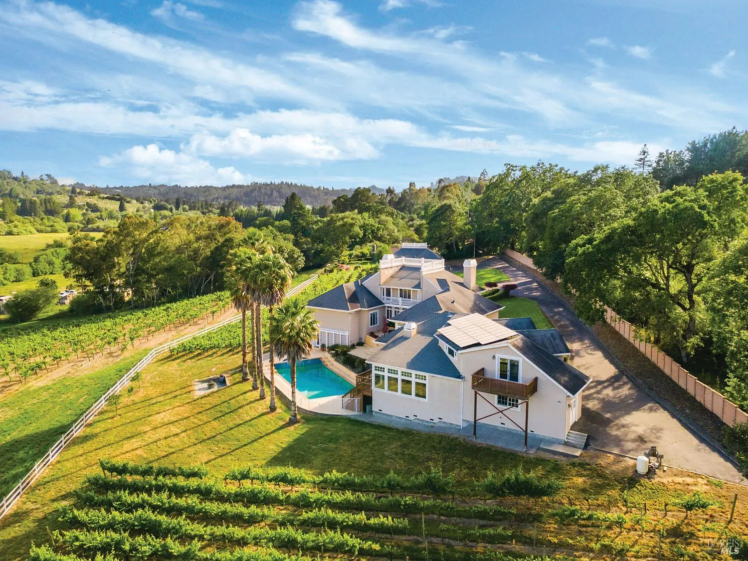 691 Ferguson Road - 4bd/7ba, 6,130 sqft - in Sebastopol, CA