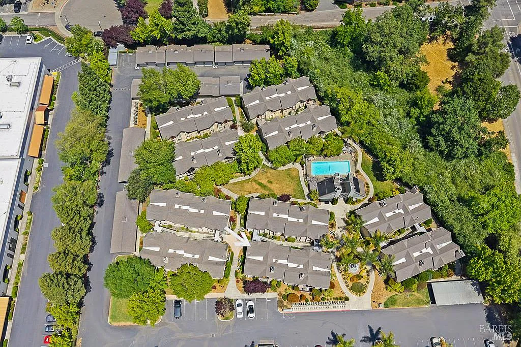 204 Foss Creek Circle #B - Photo 4