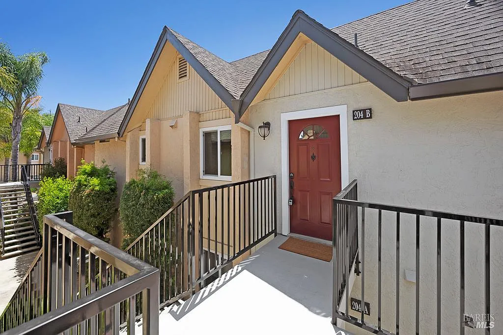 204 Foss Creek Circle #B - Photo 5