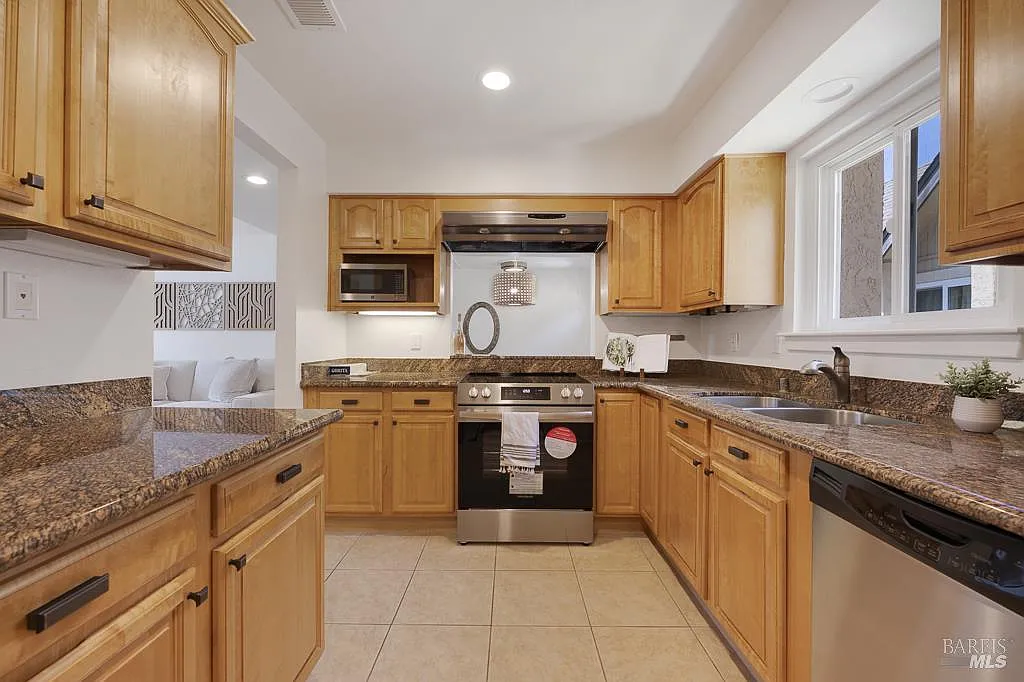 204 Foss Creek Circle #B - Photo 9