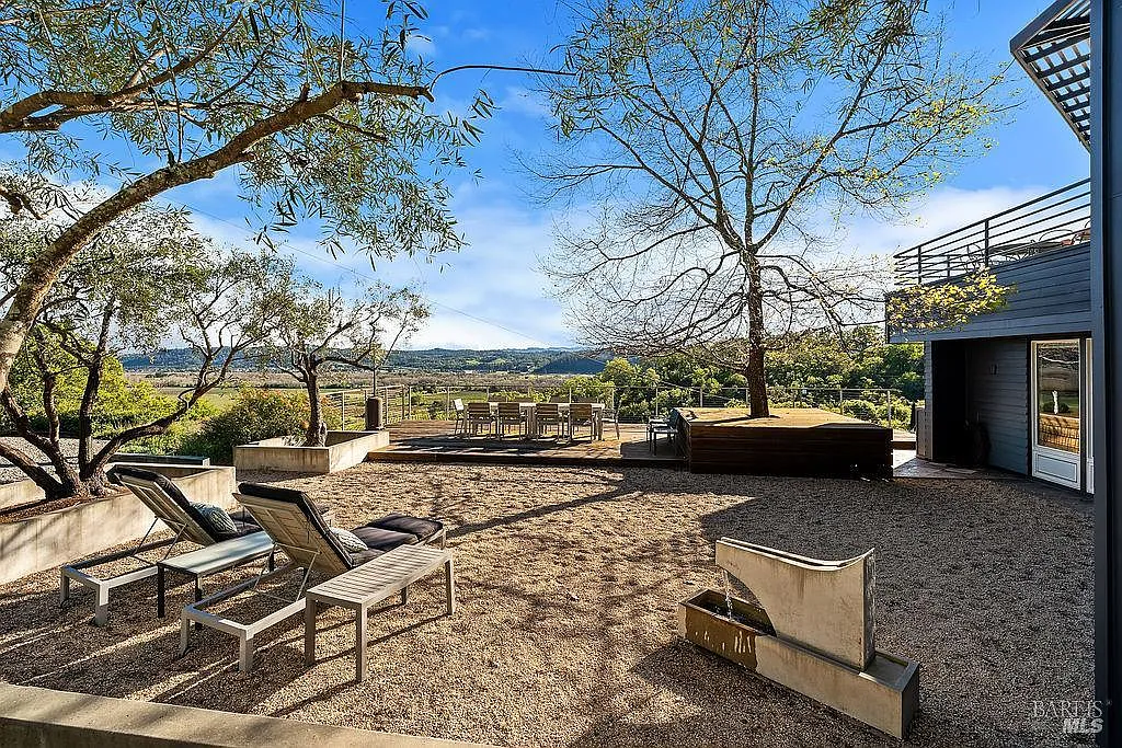 23121 Vineyard Road - Photo 3