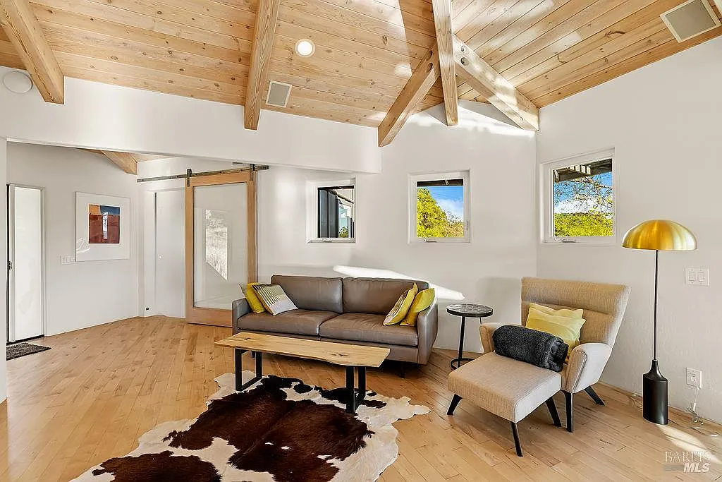 23121 Vineyard Road - Photo 8