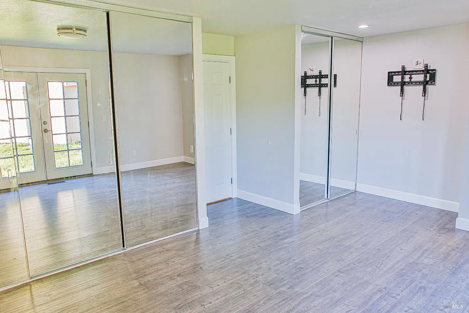 365 Alden Court - Photo 11