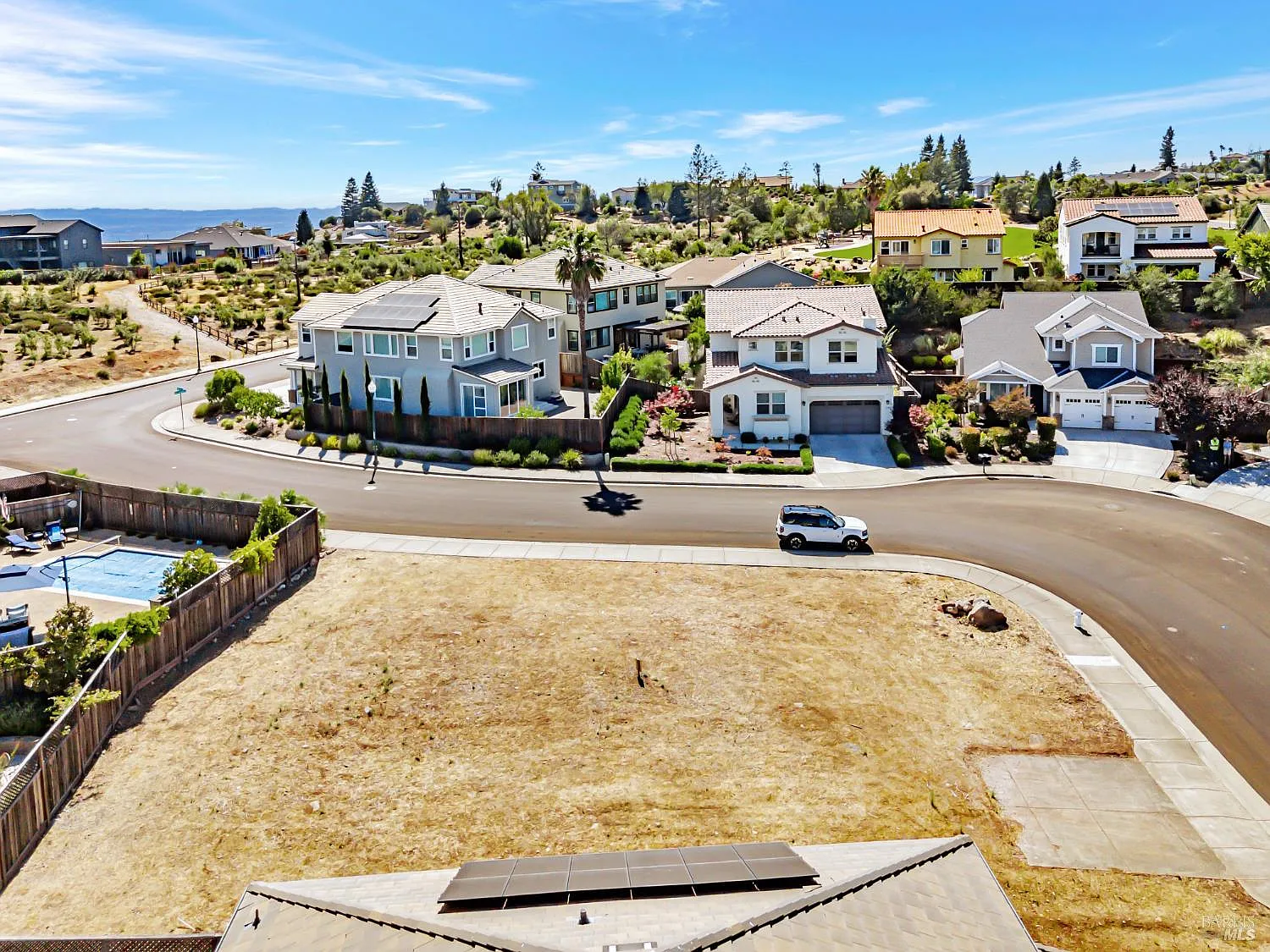 3987 Millbrook Drive - Photo 3