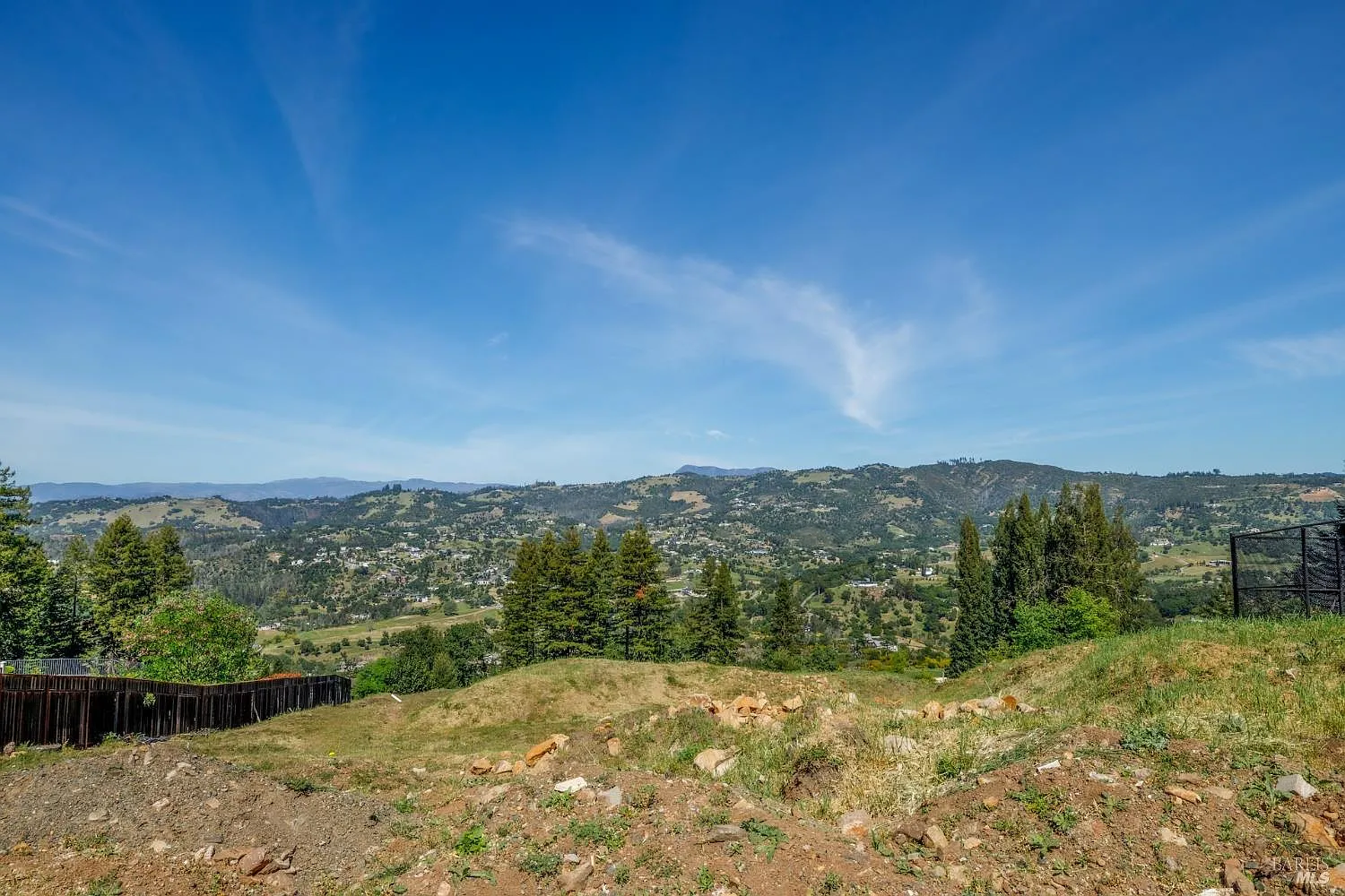 3888 Skyfarm Drive - Photo 11