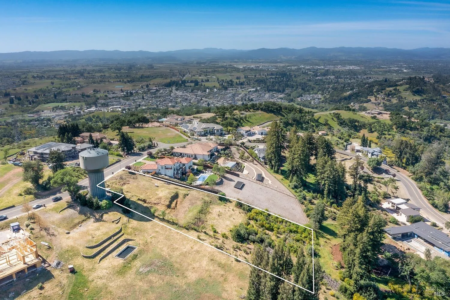 3888 Skyfarm Drive - Photo 6