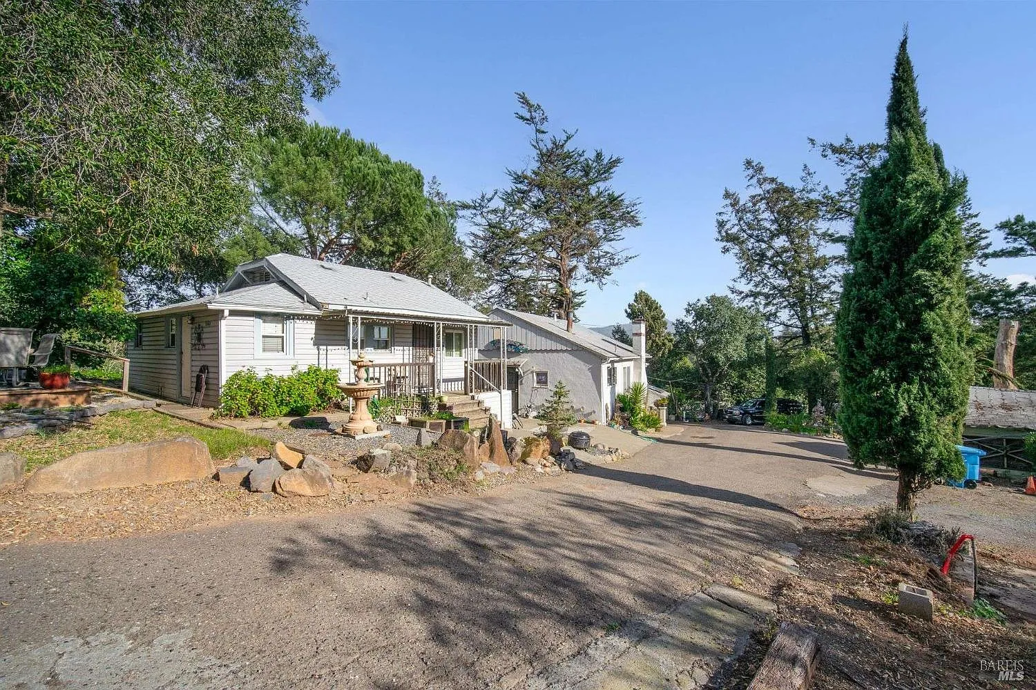 3160 Sunridge Drive - Photo 1