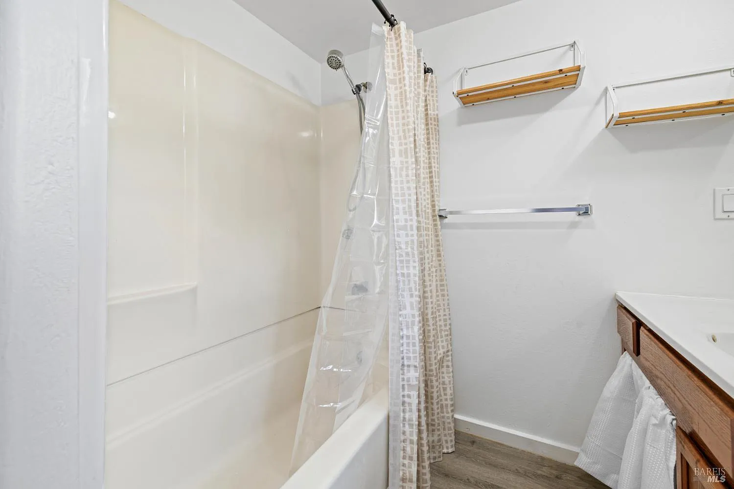 3160 Sunridge Drive - Photo 11