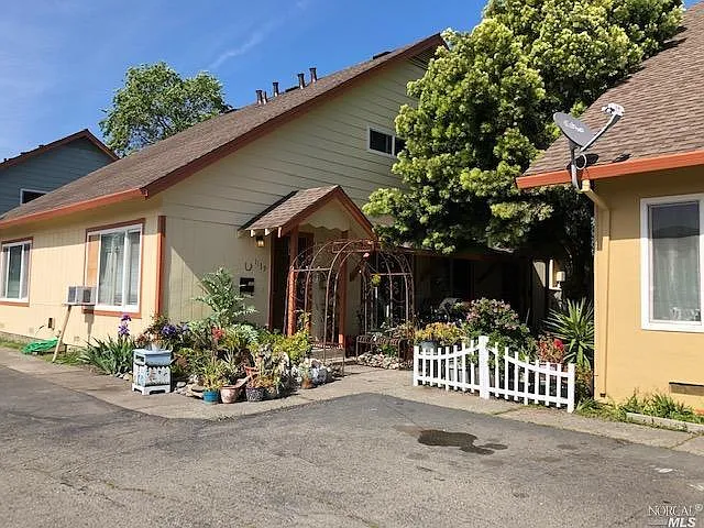 1109 - 1147 Evans Drive - Photo 3
