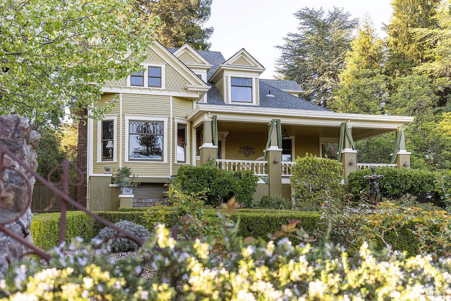25 W Grant Street - Photo 5