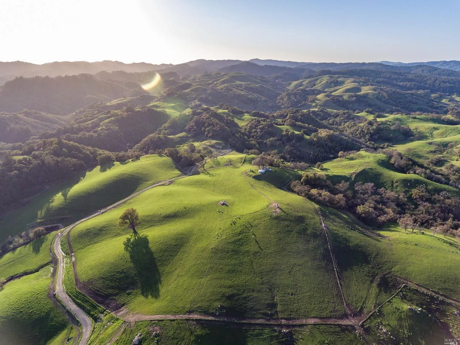5285 Westside Road - in Healdsburg, CA