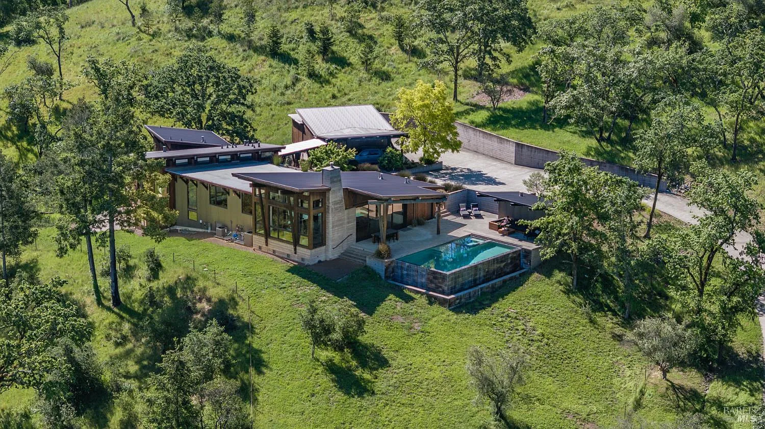4125 Wallace Road - Photo 2