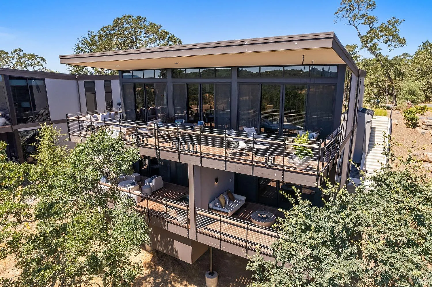 160 Woodlands Dr SE - Photo 3