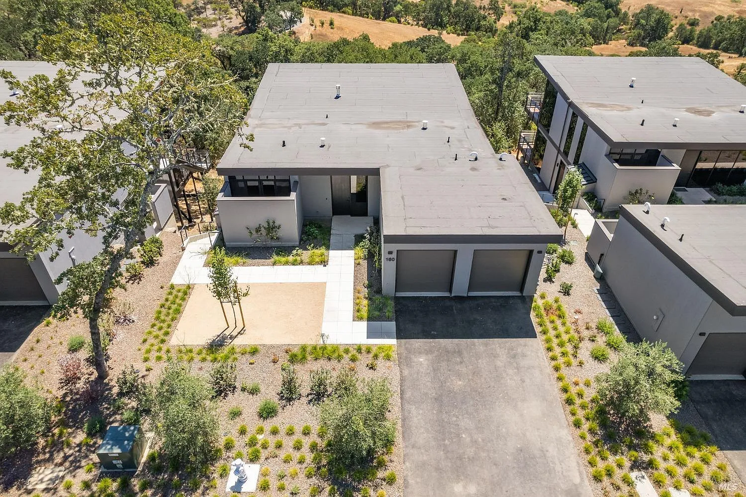 160 Woodlands Dr SE - Photo 10