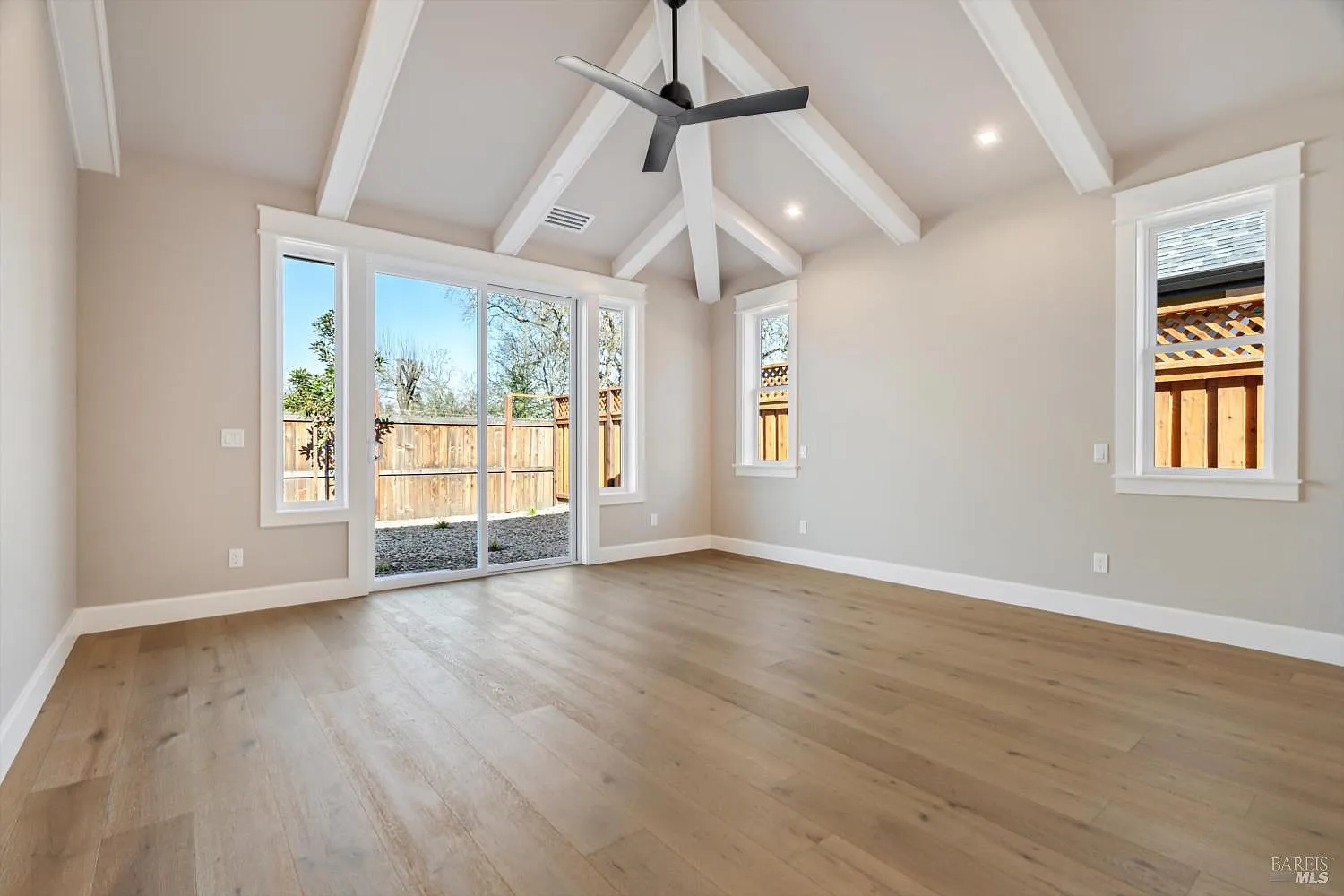 125 MAYWOOD Lane - Photo 7
