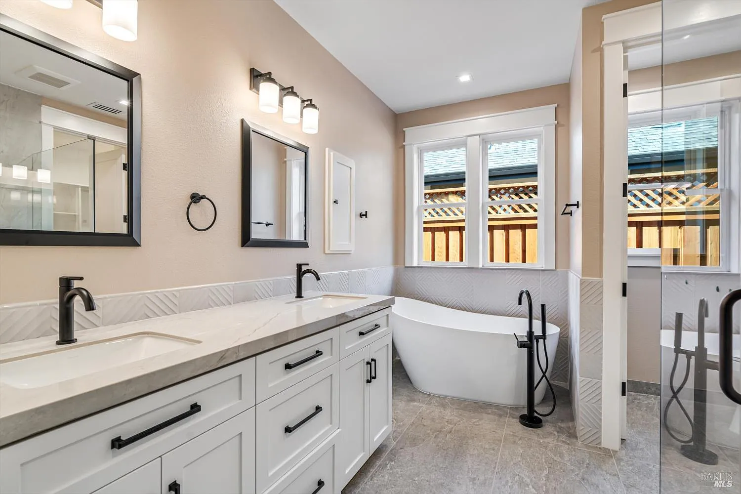 125 MAYWOOD Lane - Photo 8