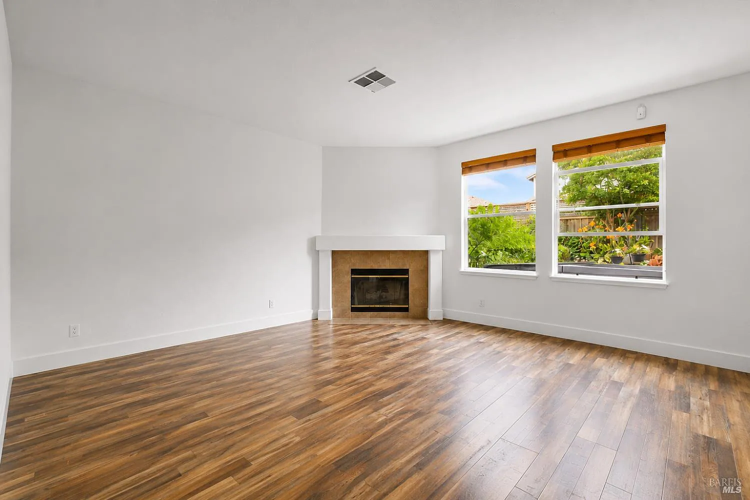 1433 Birdie Drive - Photo 10