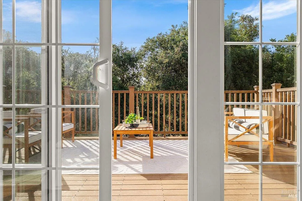 134 Moonlight Drive - Photo 10