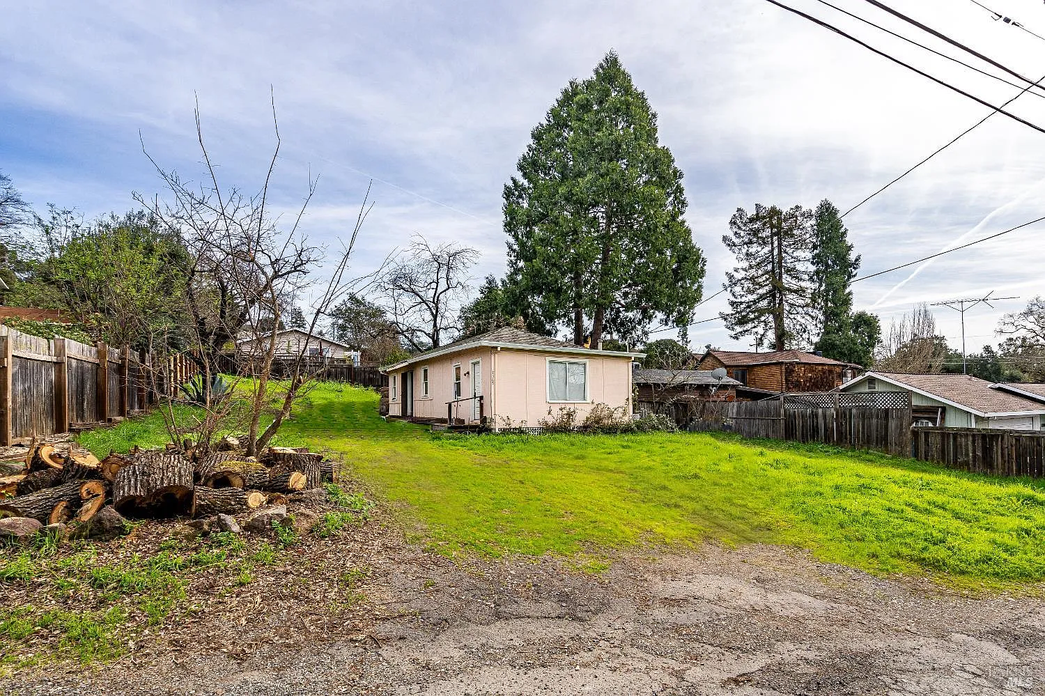 17364 Hillside Avenue - Photo 7